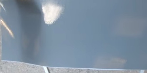 Comment uniformiser une surface avant peinture sans perdre de temps ni multiplier les produits ?