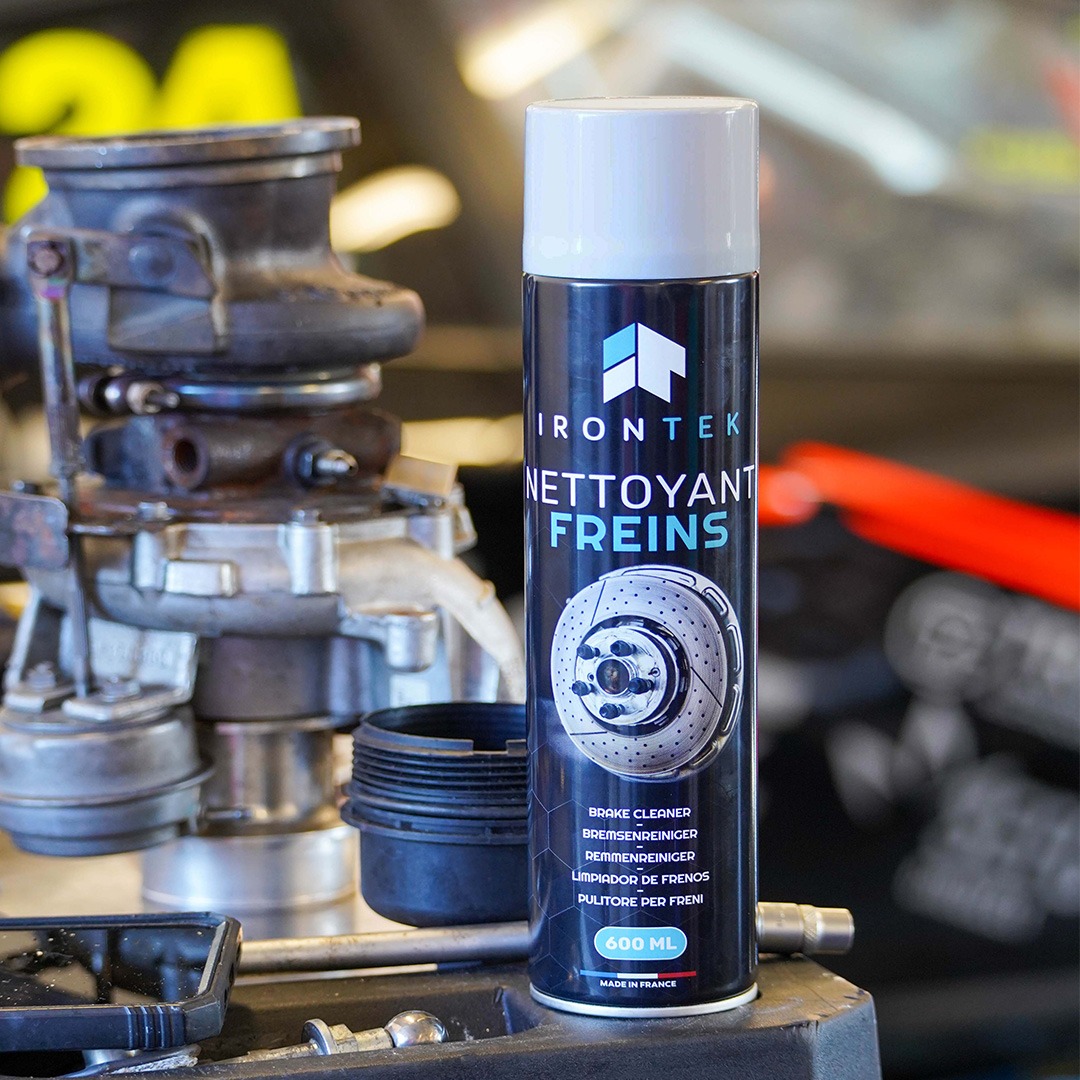 Nettoyant freins : ce qui distingue un bon produit d’un simple aérosol