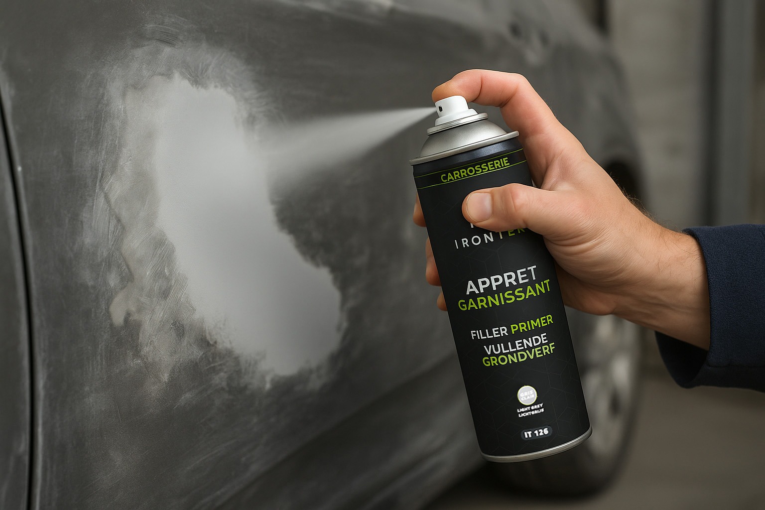 Apprêt Garnissant Gris Clair IRONTEK IT126 : La Solution Professionnelle pour une Préparation Carrosserie Optimale